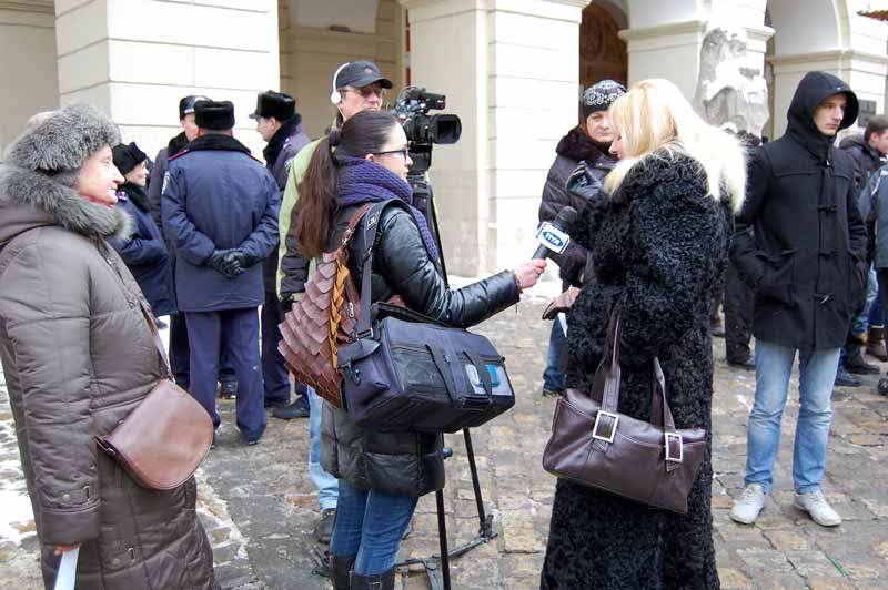 Акція протесту проти трансфортної реформи у Львові 17 січня 2012 року на площі Ринок Акція протесту проти трансфортної реформи у Львові 17 січня 2012 року на площі Ринок