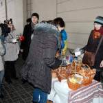 Зустріч потяга Донецьк-Львів 22 грудня 2012 року молодіжними активістами. Зустріч потяга Донецьк-Львів 22 грудня 2012 року молодіжними активістами.