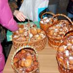 Зустріч потяга Донецьк-Львів 22 грудня 2012 року молодіжними активістами. Зустріч потяга Донецьк-Львів 22 грудня 2012 року молодіжними активістами.