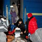 Зустріч потяга Донецьк-Львів 22 грудня 2012 року молодіжними активістами. Зустріч потяга Донецьк-Львів 22 грудня 2012 року молодіжними активістами.