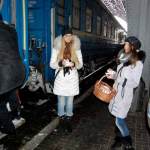 Зустріч потяга Донецьк-Львів 22 грудня 2012 року молодіжними активістами. Зустріч потяга Донецьк-Львів 22 грудня 2012 року молодіжними активістами.