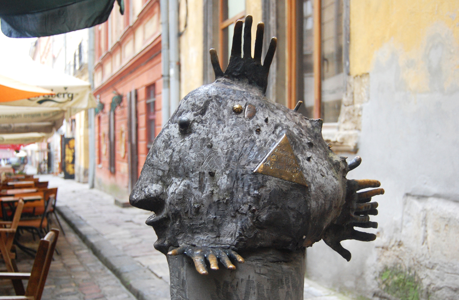 Пам'ятник усмішці