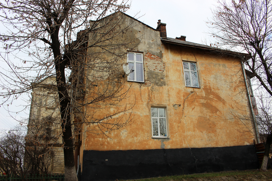 Вулиця Богдана Хмельницького, 56