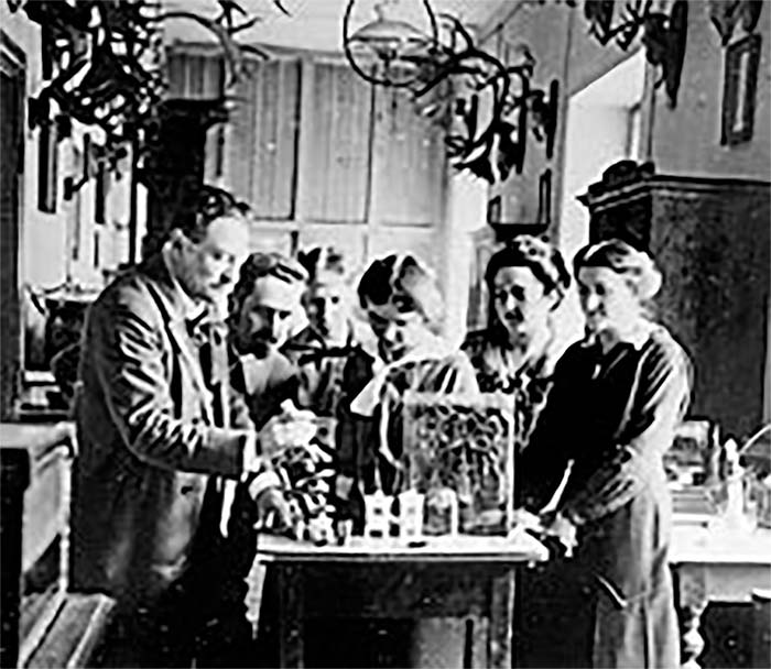 Рудольф Вайгль. Вакцина проти тифу. Місто Львів