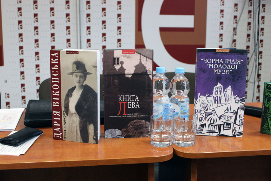 Презентація антології “Летіло 40 сорок” 