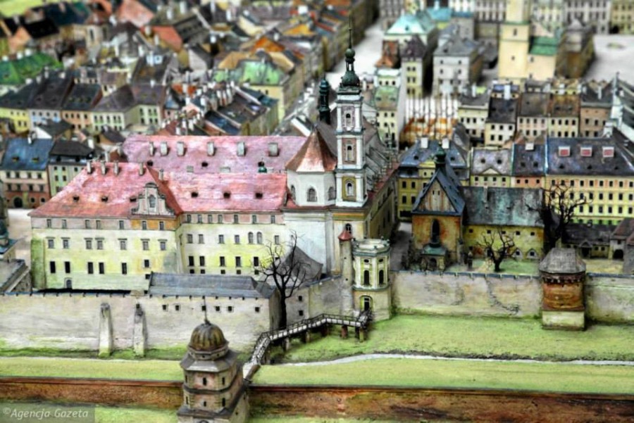 Пластична панорама Львова 1775 року Януша Вітвіцького (Janusz Witwicki), вид на місто і обсерваторію.