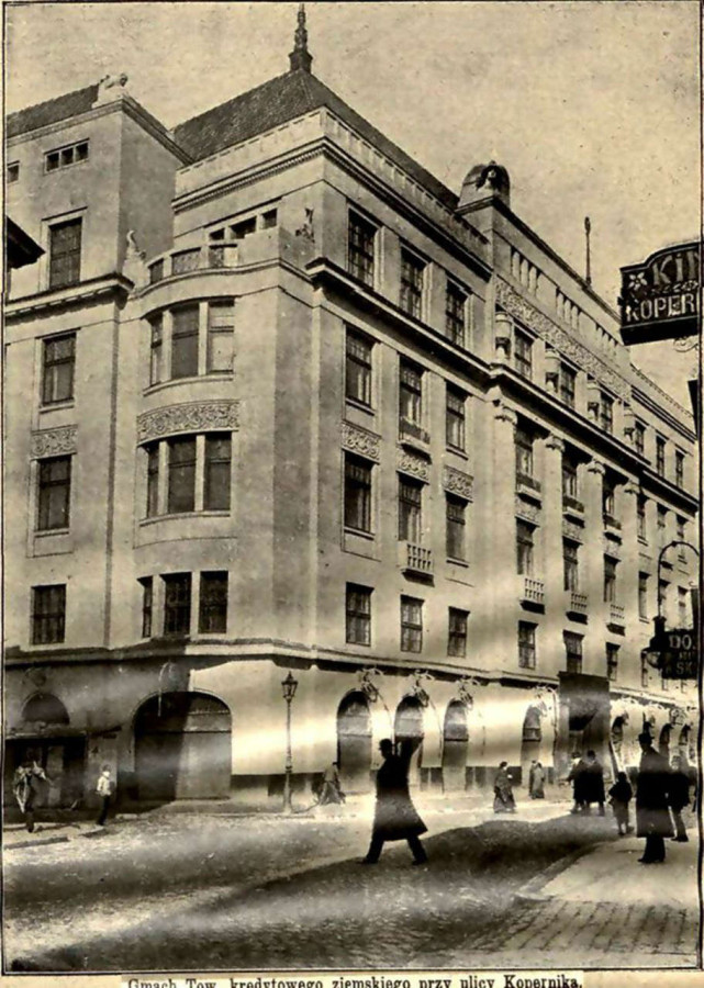 Фотографія споруди Земського кредитового товариства, праворуч видно вивіску кінотеатру "Копернік". Фото 1914 року