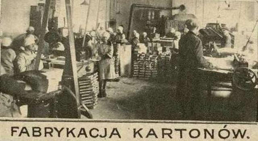 Цех виготовлення упаковки "Бранки". Фото 1925 року