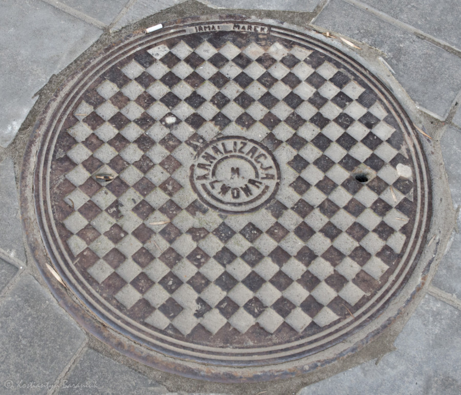 Люк "Kanalizacja Lwowa firma A. Marek", м. Львів.