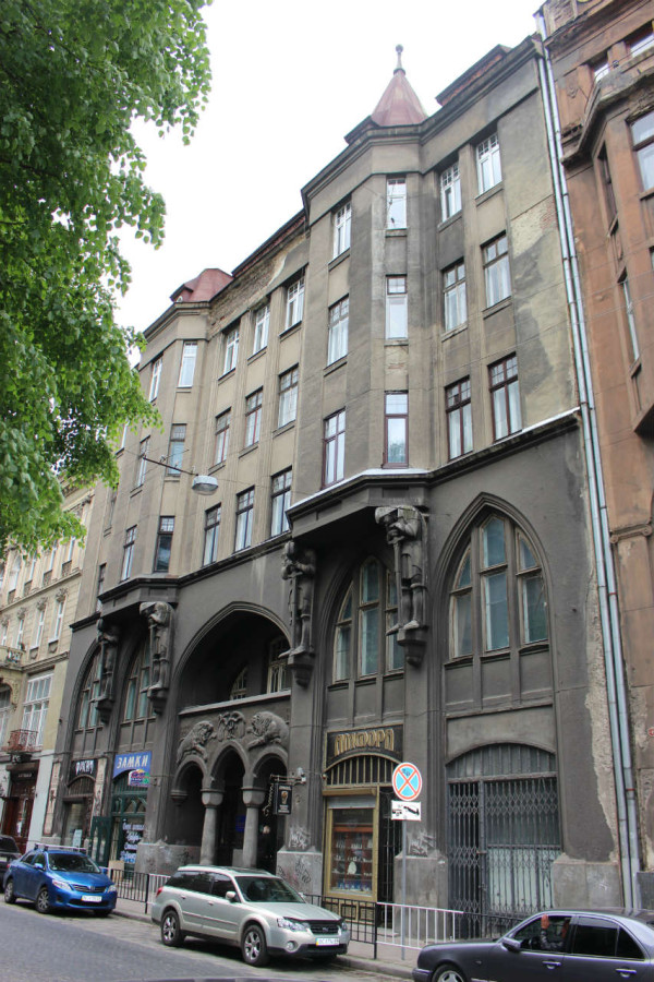 Споруда Львівського радіо на вулиці Князя Романа, 6. Фото 2015 року