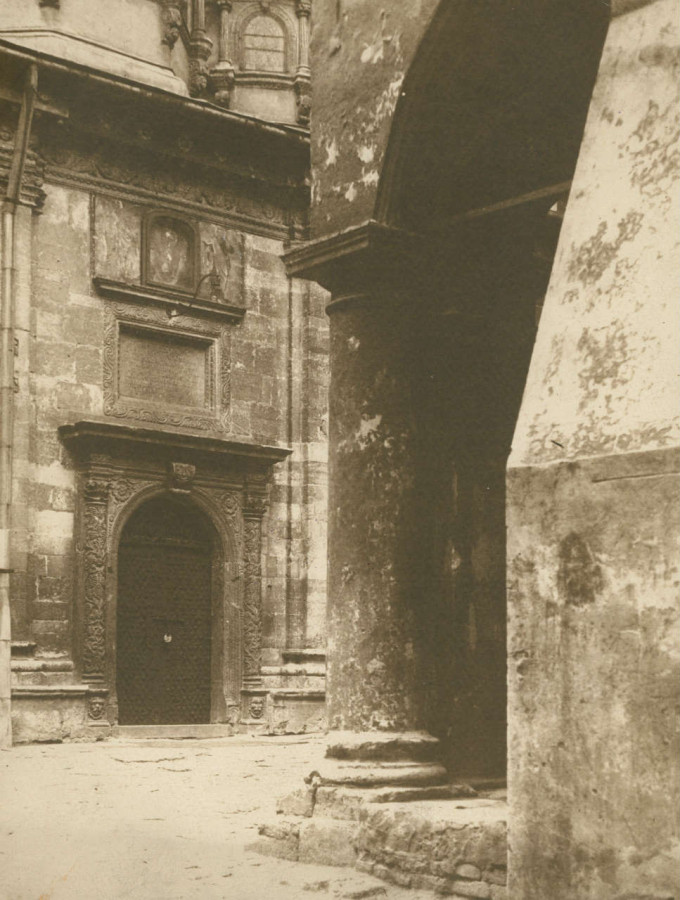 Давня каплиця на фото 1934 року