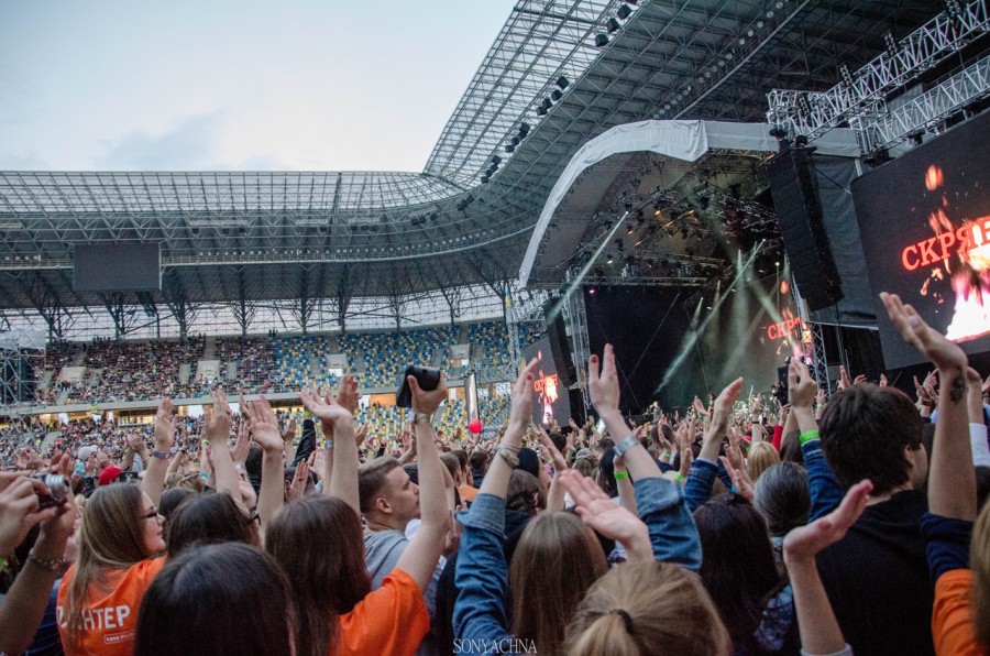 40 тисяч львів’ян заспівали пісень «Скрябіна»