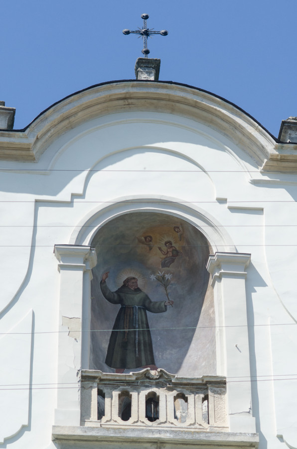 Зображення Святого Антонія на горі костелу