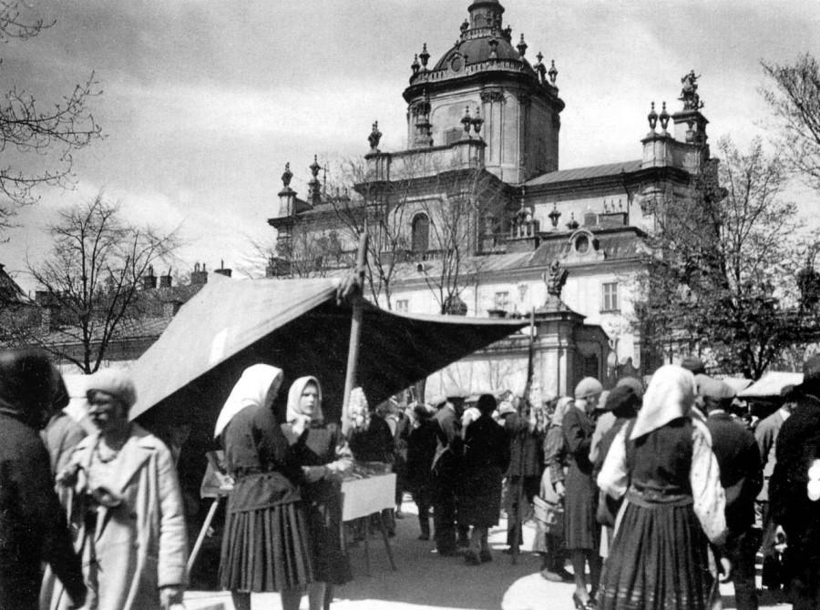 Святоюрський ярмарок на фото міжвоєнного періоду, до 1939 року