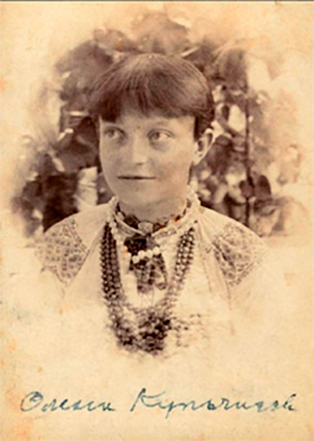 Художниця Олена Кульчицька, молоді роки