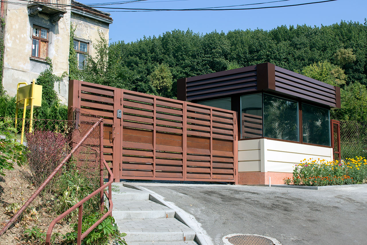 Будинок родини Садових на вул. Стрілецькій, 1 у Львові, фото 2015 року