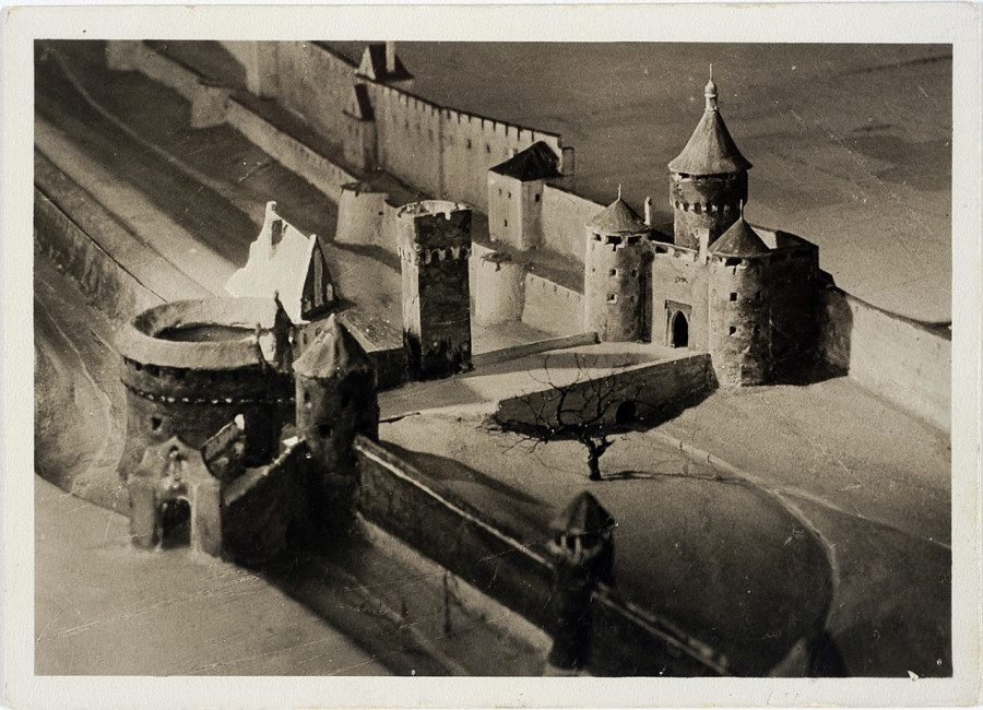 Краківська брама на пластичній панорамі Львова Януша Вітвіцького, 1938 рік