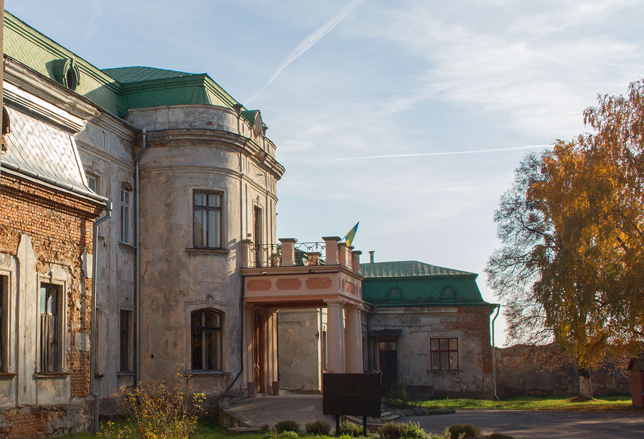 Червоноградська філія Львівського музею історії релігії (палац Потоцьких)