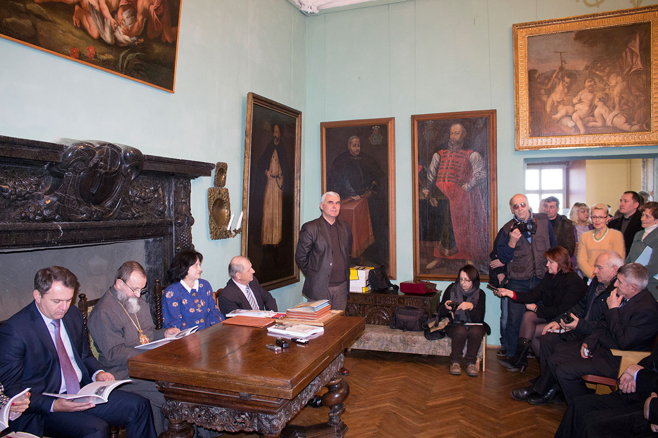 Заступник директора Львівської національної галереї мистецтв з наукової роботи Володимир Пшик під час відзначення 40-річчя музею-заповідника «Олеський замок».