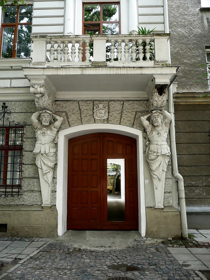 Кам’яниця на вул. Гоголя, 8