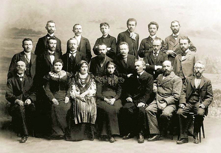 Діячі НТШ та інша інтелігенція у 1898 р «Учасники з’їзду українських письменників з нагоди 100-річчя виходу в світ «Енеїди»