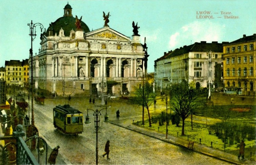 Трамвайний маршрут вздовж непарної сторони проспекту Свободи. Листівка 1910 року