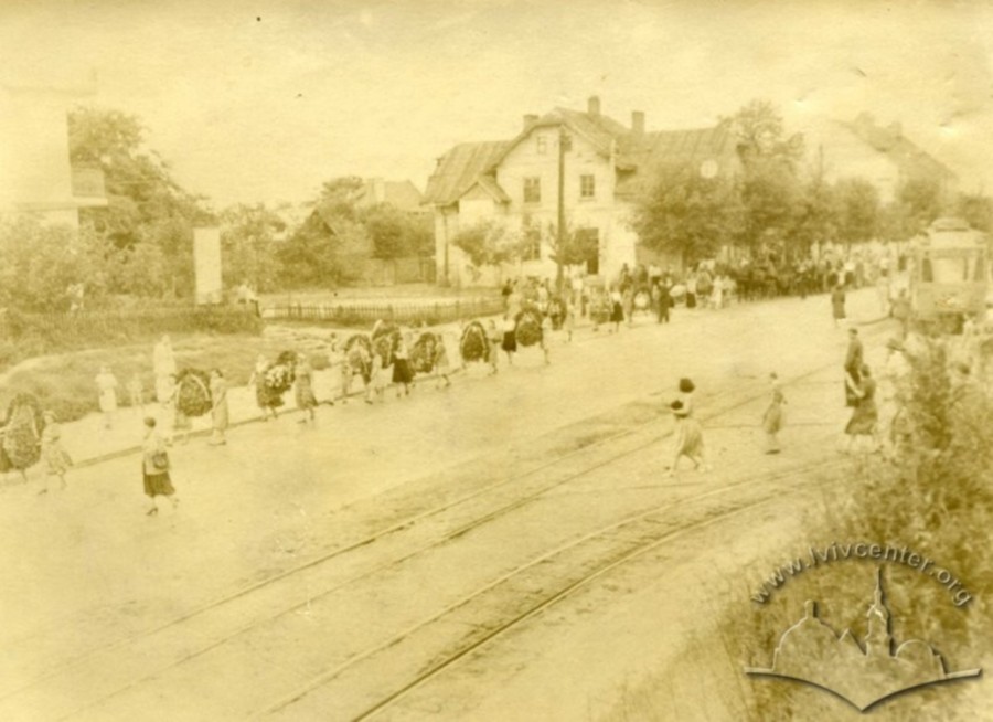 Трамвайні шляхи по вул. Левицького. Фото 1940-1941 рр.