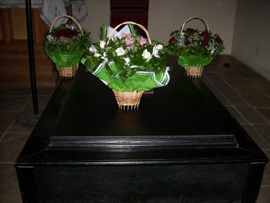 Місце поховання митрополита Володимира Стернюка у крипті собору св. Юра - http://sobor-svyura.lviv.ua