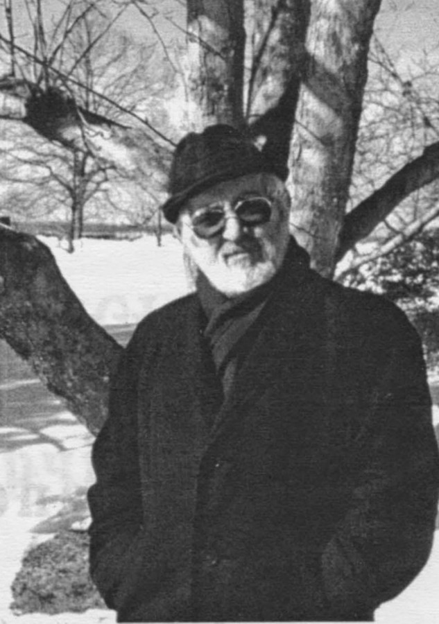 Яків Гніздовський. Фотопортрет 1983 року. Фото з mypostalworld.blogspot.com