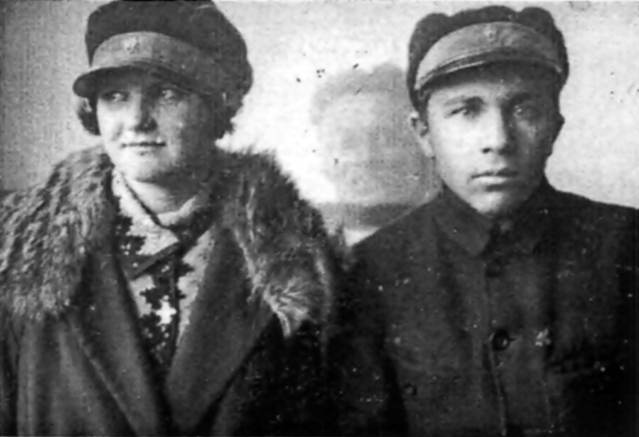 Ярослав Коваль – пластун, 1920–1930-ті рр. (Василечко Л. Літопис Ціневи: минуле і сьогодення. – Львів, 2009. – 190 с.)