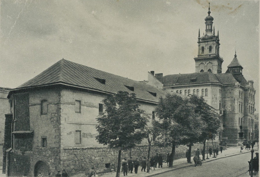 Міський арсенал - одна із найстаріших будівель вулиці Підвальної. Фото кін. 19 ст.