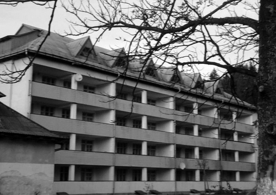 Ворохтянський обласний кістково-туберкульозний санаторій «Смерічка», де працював С. Ожґа (зі сайту http://www.ukrain.travel/dr-uk/2901-sanatorij-smerichka.html)