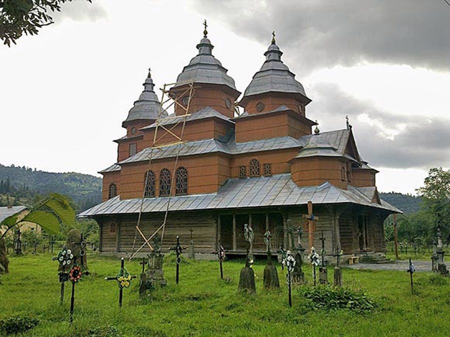 Церква в Гребенові. Світлина РІСУ