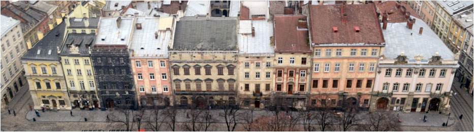 Східна сторона площі Ринок 