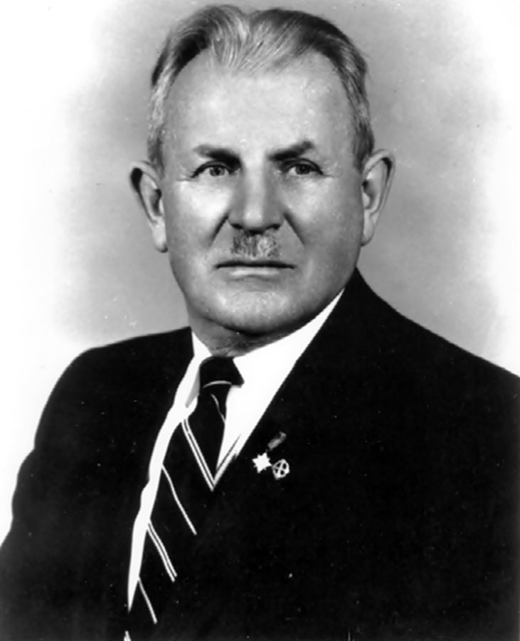 Іван Олексишин (Бубняк І., Ярема С. Іван Олексишин – американський професор геології // Праці Наукового товариства ім. Шевченка. – 2007. – № 19: Геологічний збірник. – С. 201–207)