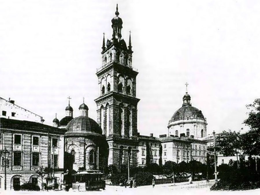 Фото кін. ХІХ – поч. ХХ ст. На ньому видно кам’яницю, яка стояла на місці будинку товариства «Дністер»