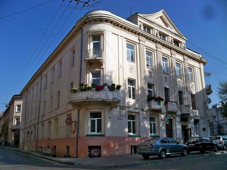 Будинок №17 на вул. Пекарській 