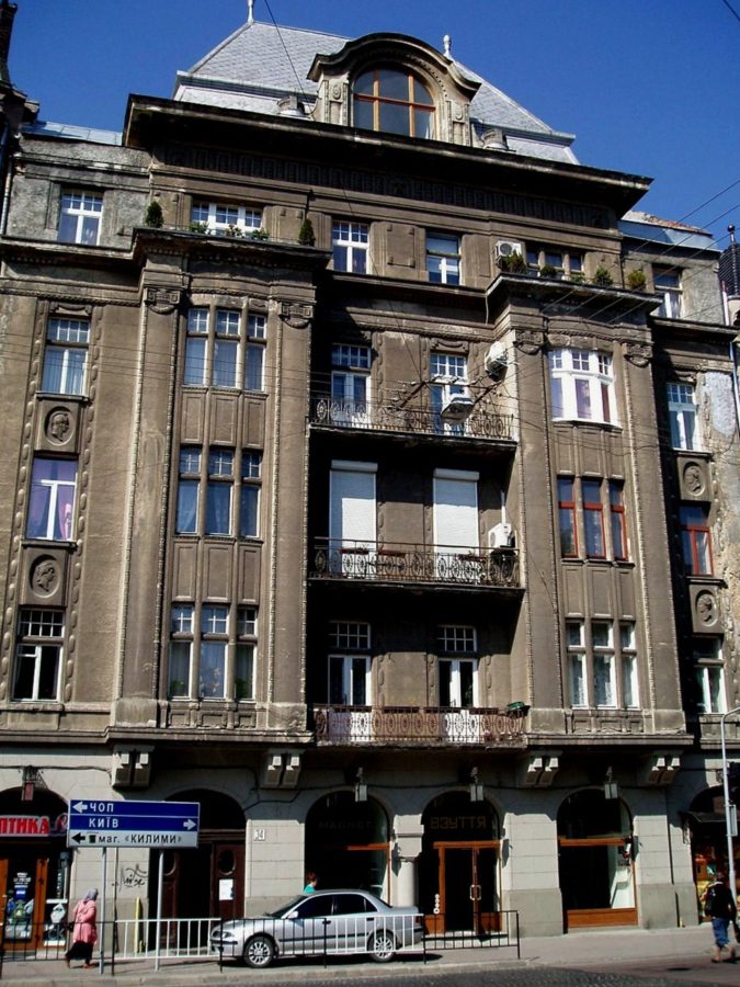 Кам’яниця на вул. Князя Романа №34