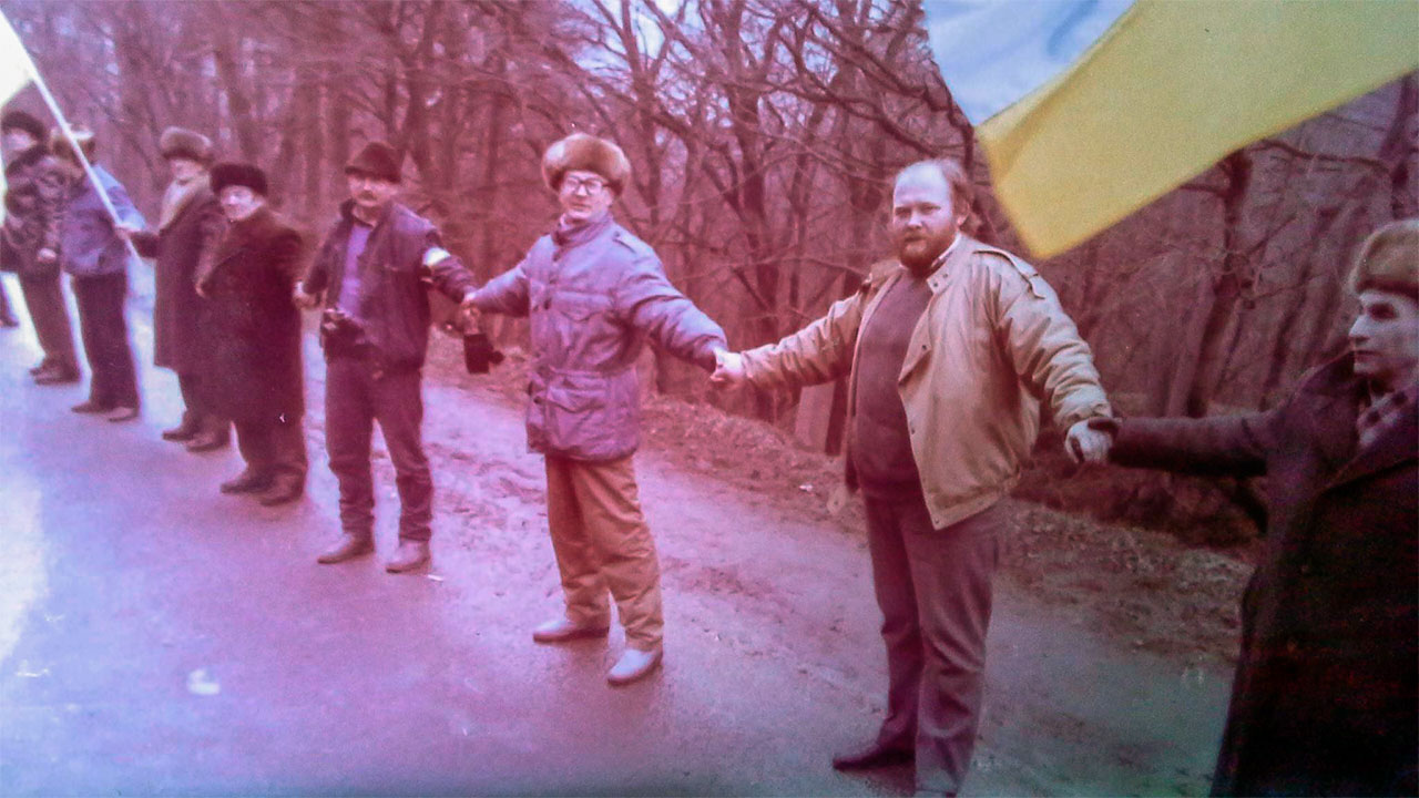 Львів, "Живий ланцюг" 21 січня 1990 року. Фото з особистого архіву Валерія Степанюка