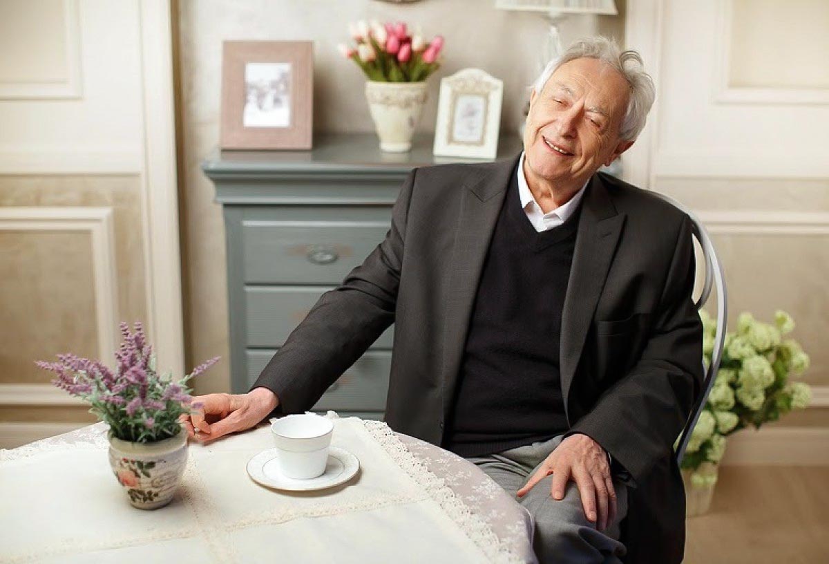 Акушер-гінеколог Мішель Оден