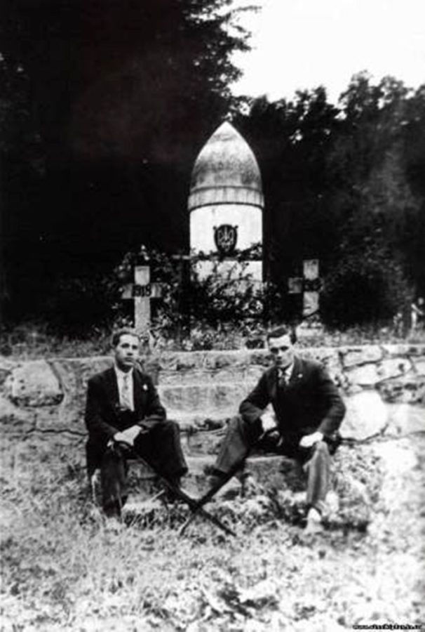 Пам'ятник воїнам УГА в Винниках, 1930-ті рр.