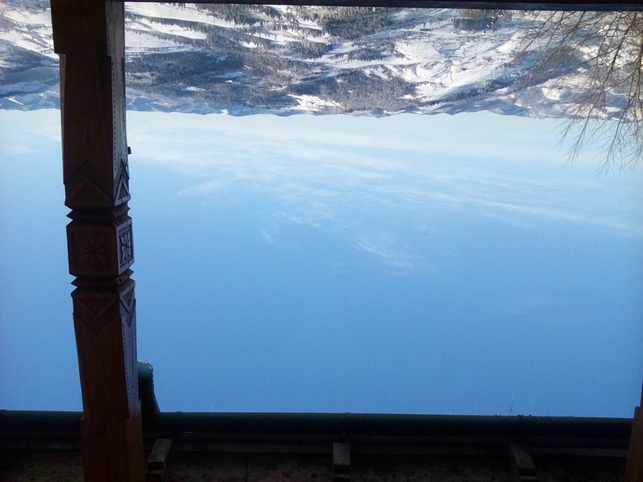 Панорама, яка відкривається з тераси їдальні. Хлян І.