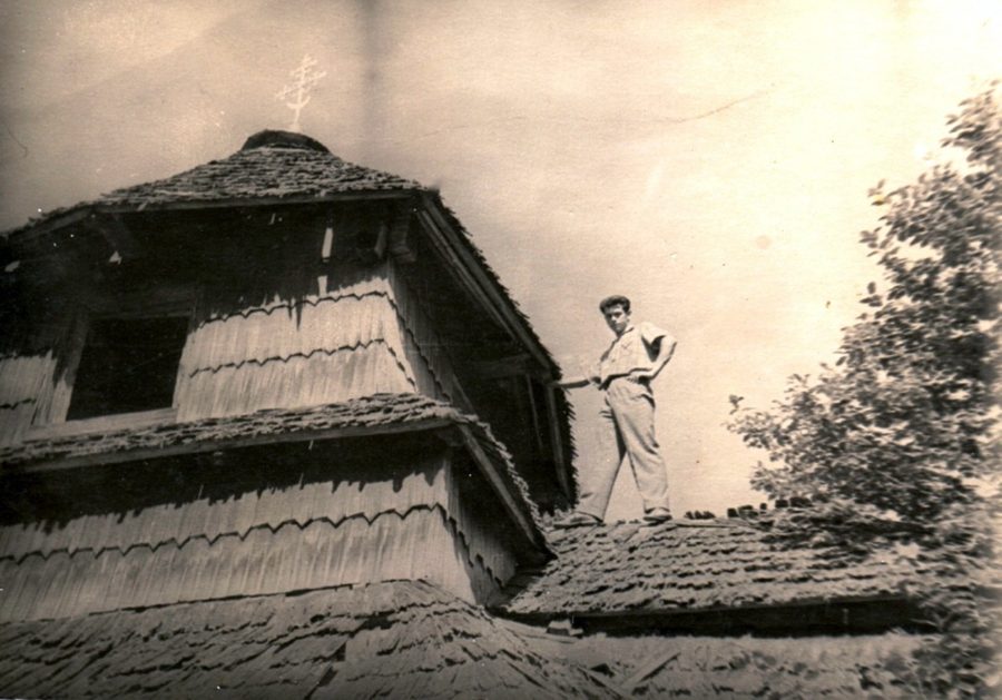 Село Плав'є. Дзвіниця церкви Св.Михаїла (фрагмент