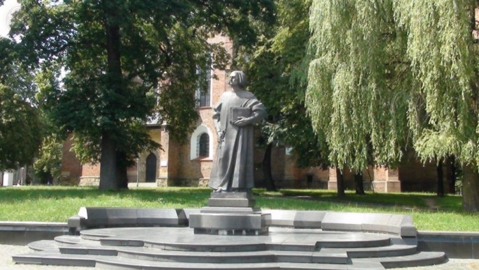 Пам'ятник Ю. Дрогобичу, м. Дрогобич. Фото з http://photo-lviv.in.ua