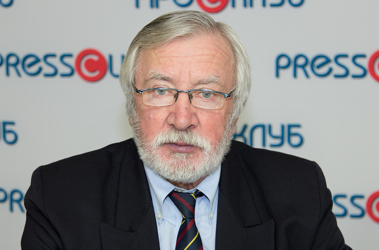 Голова Львівської обласної організації Національної спілки художників України Олег Микита