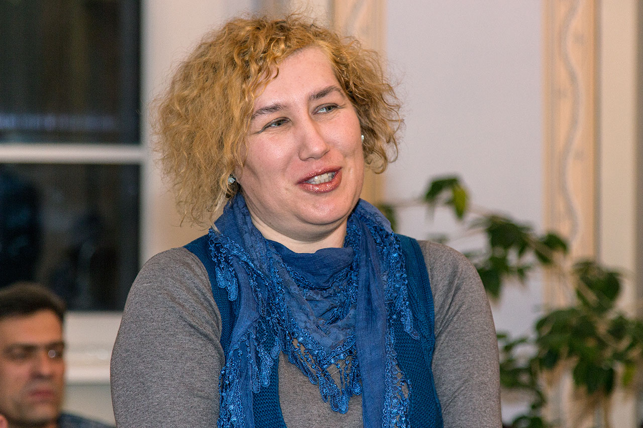 Письменниця Любов Відута на творчій зустрічі-знайомстві з письменницею та журналісткою Людмилою Пуляєвою-Чижович