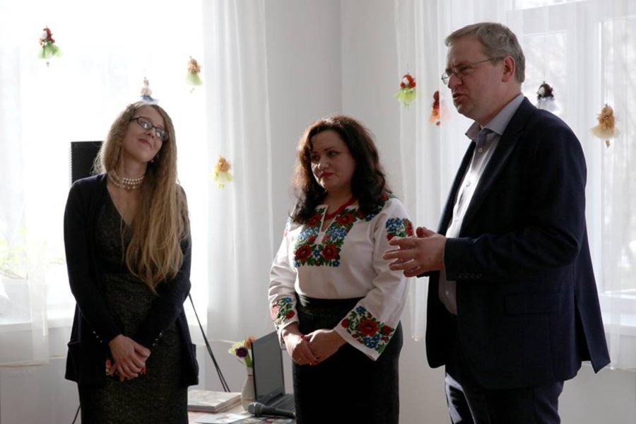 Катерина Білетіна, Галина Коваль, Андрій Кульчинський на презентації виставки "Український портрет", 17 лютого 2017