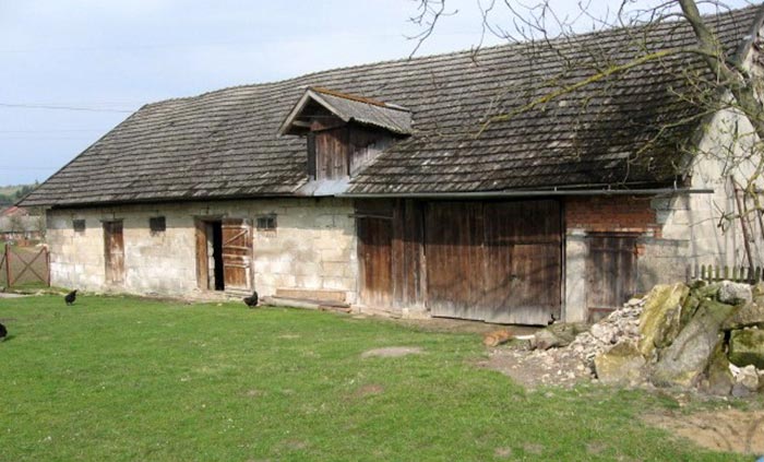 Господарська будівля