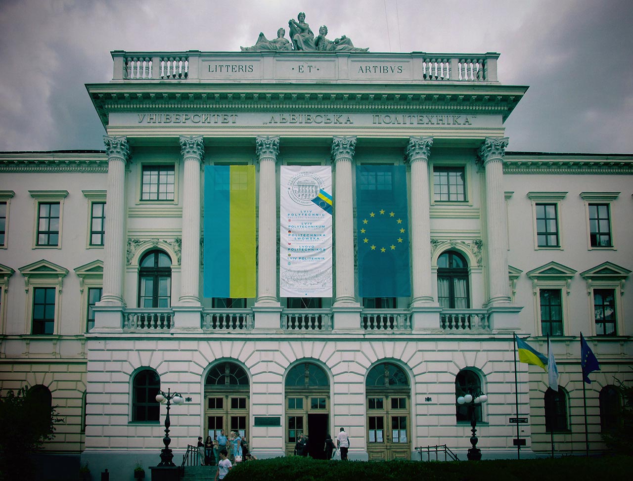Сучасний вигляд Львівської Політехніки. Фото Сергія Гуменного