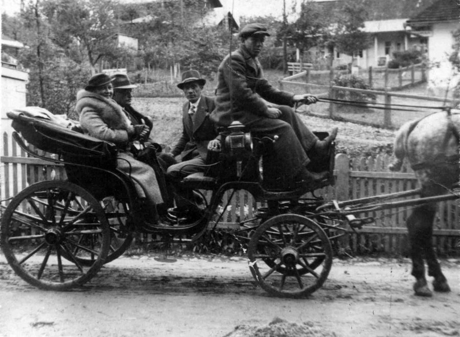 Гужовий транспорт для обслуговування відпочивальників, 20-30-і роки ХХ ст.